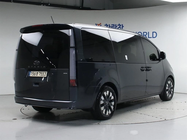 Hyundai Staria Lounge Inspiration | 4WD | 9 места | 360  | Вентил - автомобили, коли, обяви за нови и употребявани 1
