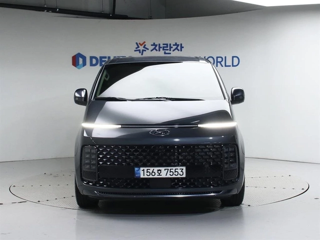 Hyundai Staria Lounge Inspiration | 4WD | 9 места | 360  | Вентил - автомобили, коли, обяви за нови и употребявани 2