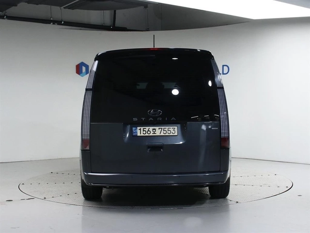 Hyundai Staria Lounge Inspiration | 4WD | 9 места | 360  | Вентил - автомобили, коли, обяви за нови и употребявани 3
