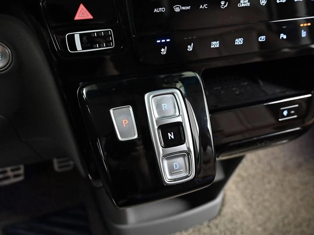 Hyundai Staria Lounge Inspiration | 4WD | 9 места | 360  | Вентил - автомобили, коли, обяви за нови и употребявани 6