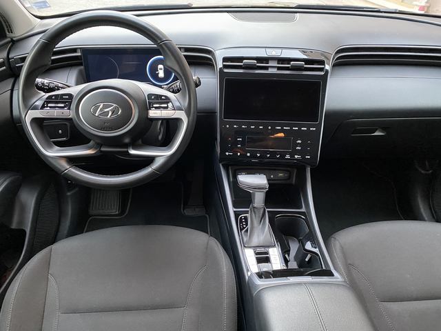 Hyundai Tucson 1.6 CRDI / MHEV / DCT7 / Business - автомобили, коли, обяви за нови и употребявани 8