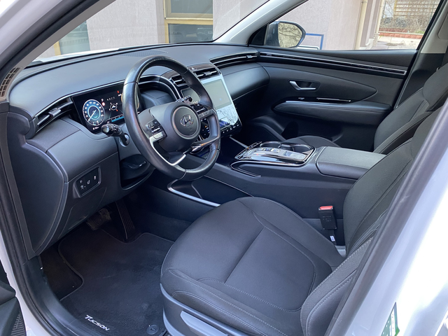 Hyundai Tucson 1.6 T-GDI /MHEV/ Style/ 4x4/ DCT/Гаранция до 2027 - автомобили, коли, обяви за нови и употребявани 9