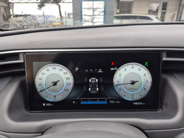 Hyundai Tucson 1.6 T-GDI/ MHEV/ Style/ 4x4/ DCT/ Очакван ! - автомобили, коли, обяви за нови и употребявани 8