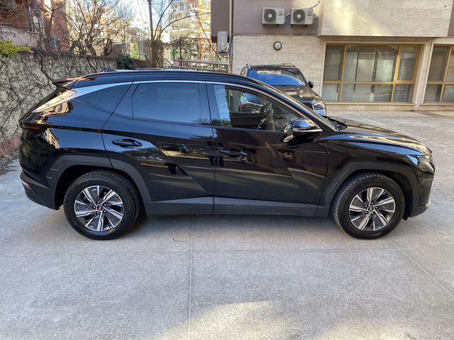 Hyundai Tucson 1.6 T-GDI/ Smart/ 4x2 - автомобили, коли, обяви за нови и употребявани 3