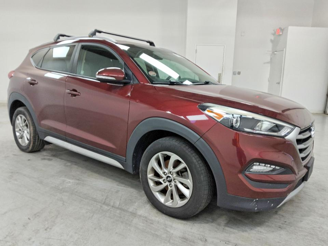 Hyundai Tucson 1.6L 4 ALL WHEEL DRIVE - автомобили, коли, обяви за нови и употребявани 4