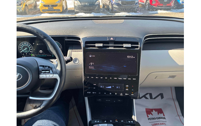 Hyundai Tucson 1.6L 4cyl AWD - автомобили, коли, обяви за нови и употребявани 9