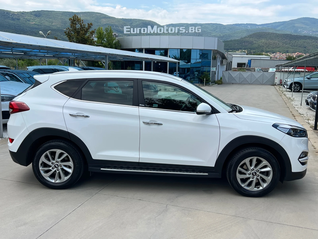HYUNDAI  Tucson 1.6T-GDI 4x4 XPOSSIBLE - автомобили, коли, обяви за нови и употребявани 3
