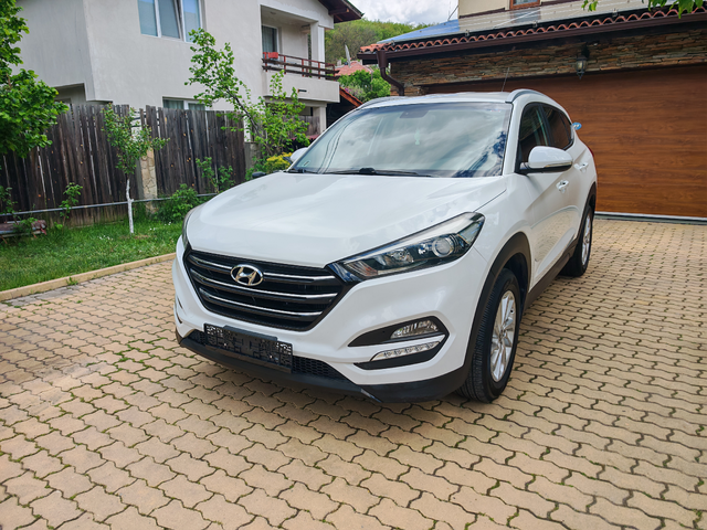 Hyundai Tucson 1.7CRDI-НАВИГАЦИЯ-КАМЕРА - автомобили, коли, обяви за нови и употребявани 0