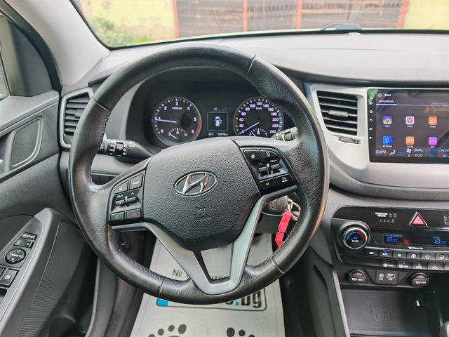 Hyundai Tucson 1.7CRDI-НАВИГАЦИЯ-КАМЕРА - автомобили, коли, обяви за нови и употребявани 12