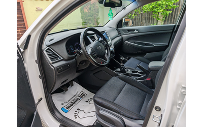 Hyundai Tucson 1.7CRDI-НАВИГАЦИЯ-КАМЕРА - автомобили, коли, обяви за нови и употребявани 6