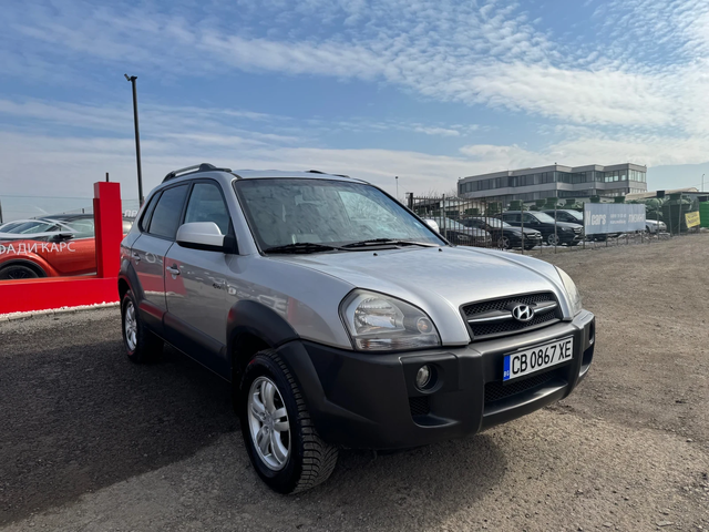 Hyundai Tucson Топ* Регистриран* Обслужен* Собствен лизинг* - автомобили, коли, обяви за нови и употребявани 0