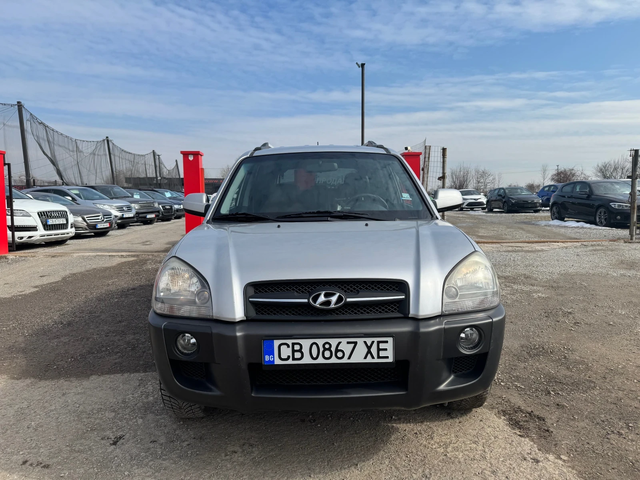 Hyundai Tucson Топ* Регистриран* Обслужен* Собствен лизинг* - автомобили, коли, обяви за нови и употребявани 1