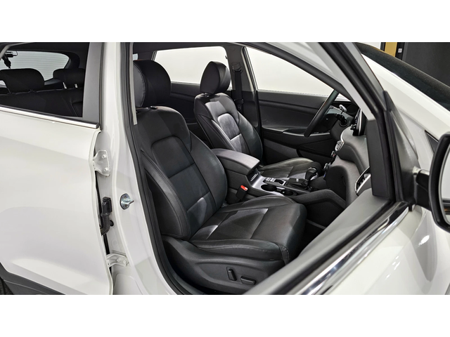 Hyundai Tucson All New Diesel 2.0 Premium - автомобили, коли, обяви за нови и употребявани 11