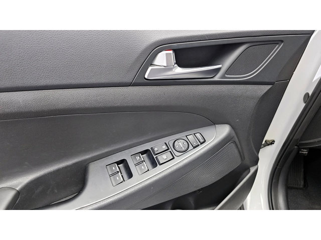 Hyundai Tucson All New Diesel 2.0 Premium - автомобили, коли, обяви за нови и употребявани 13