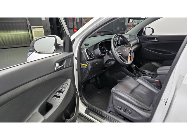 Hyundai Tucson All New Diesel 2.0 Premium - автомобили, коли, обяви за нови и употребявани 9