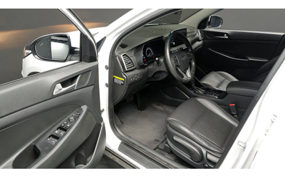 Hyundai Tucson Gasoline 1.6 Turbo Smart - автомобили, коли, обяви за нови и употребявани 11