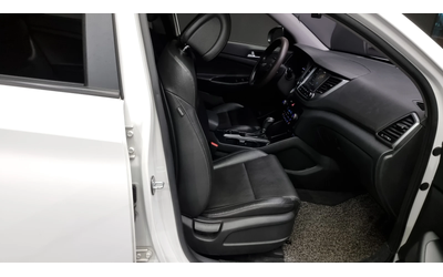 Hyundai Tucson Diesel 2.0 Modern - автомобили, коли, обяви за нови и употребявани 11