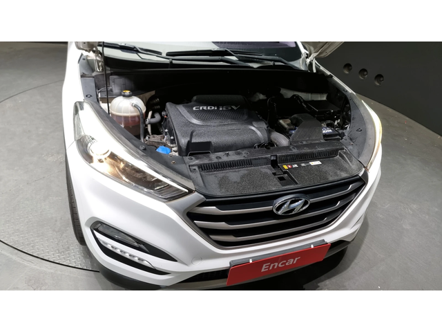 Hyundai Tucson Diesel 2.0 Modern - автомобили, коли, обяви за нови и употребявани 5