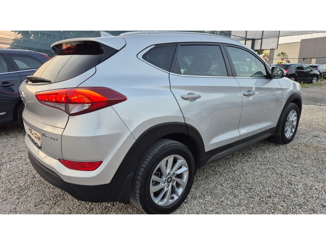 Hyundai Tucson 1.7CRDI 120хил.100%РЕАЛНИ КИЛОМЕТРИ ВИДЕО ЛИЗИНГ - автомобили, коли, обяви за нови и употребявани 3