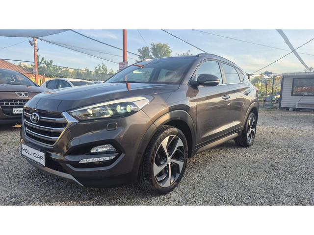 Hyundai Tucson 2.0CRDI FULL ОБДУХВАНЕ ПАНОРАМА 4Х4 ЛИЗИНГ ВИДЕО - автомобили, коли, обяви за нови и употребявани 0