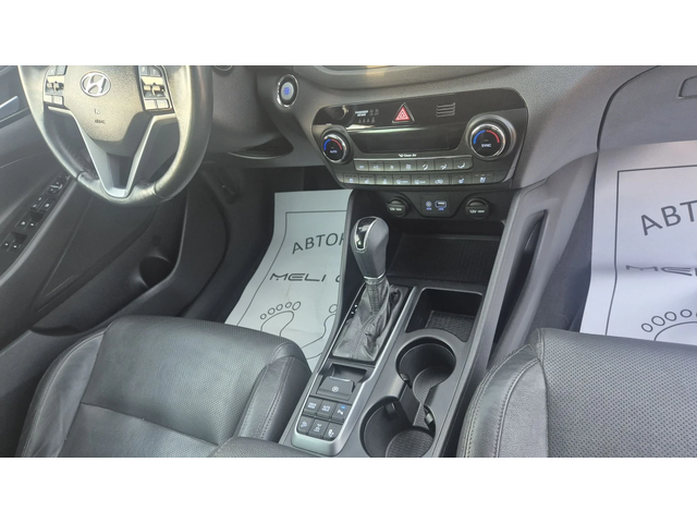 Hyundai Tucson 2.0CRDI FULL ОБДУХВАНЕ ПАНОРАМА 4Х4 ЛИЗИНГ ВИДЕО - автомобили, коли, обяви за нови и употребявани 10