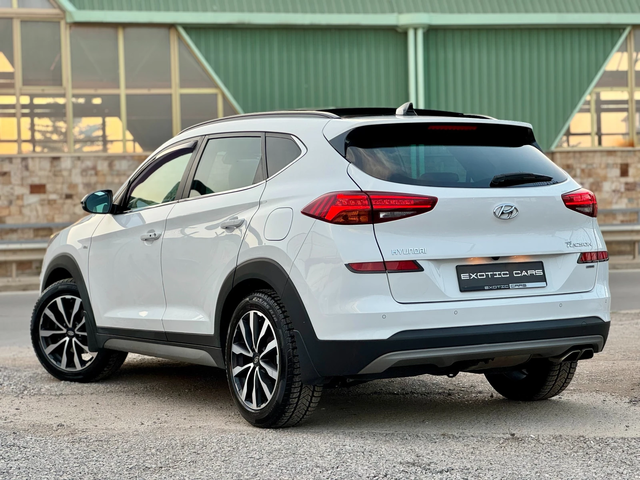 Hyundai Tucson 2.0CRDI ! AWD ! MHEV ! SWISS ! - автомобили, коли, обяви за нови и употребявани 5
