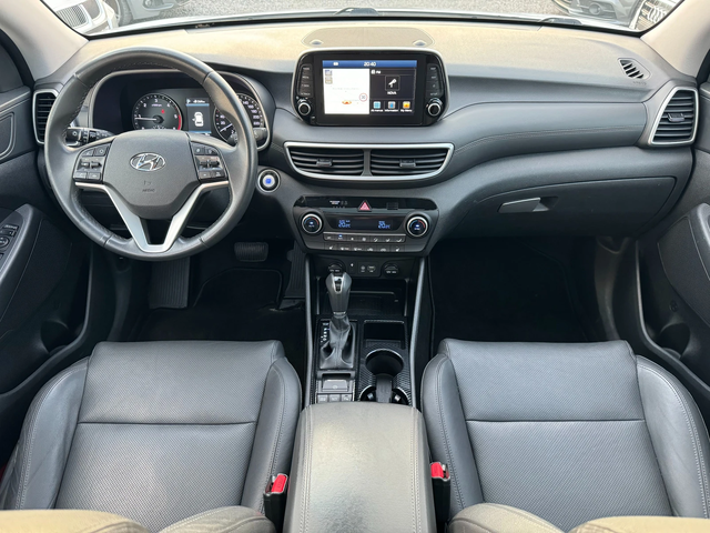 Hyundai Tucson 2.0CRDI ! AWD ! MHEV ! SWISS ! - автомобили, коли, обяви за нови и употребявани 8