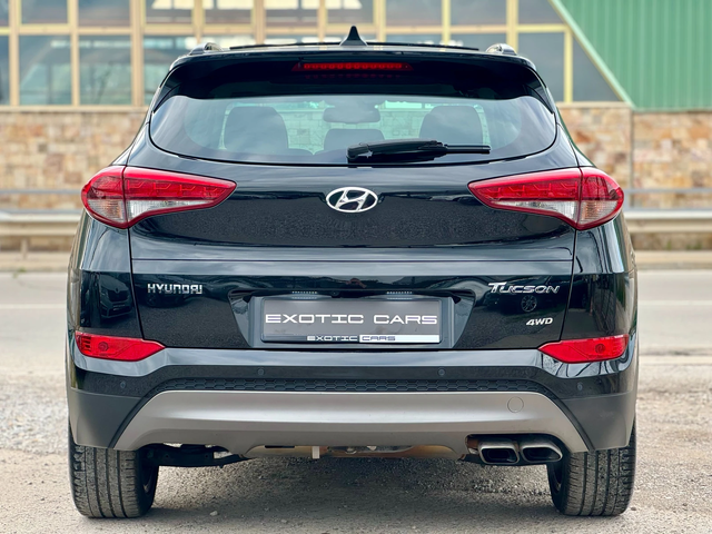 Hyundai Tucson 1.6 TGDI AWD ! SWISS ! - автомобили, коли, обяви за нови и употребявани 4