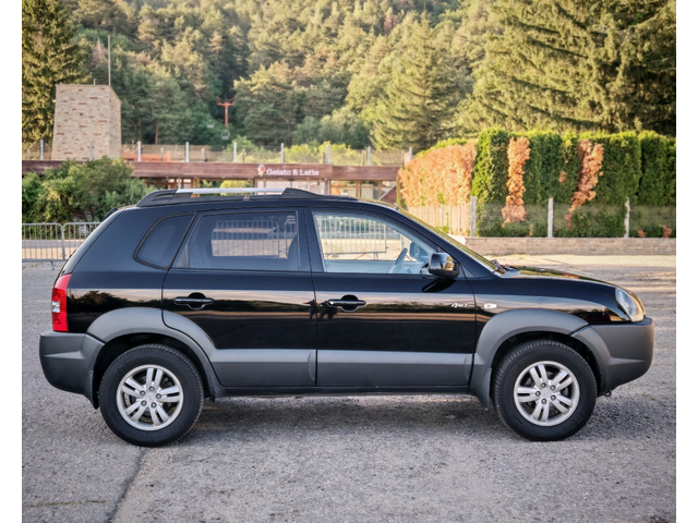 Hyundai Tucson 2.0i 4x4 LPG - автомобили, коли, обяви за нови и употребявани 3