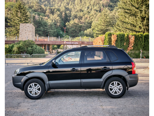 Hyundai Tucson 2.0i 4x4 LPG - автомобили, коли, обяви за нови и употребявани 7