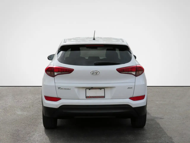 Hyundai Tucson 2.0L AWD w/ CarPlay Camera BLND Heated Seats/ST Wh All Wheel Drive - автомобили, коли, обяви за нови и употребявани 6