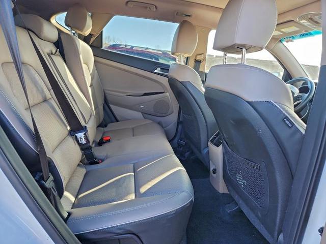 Hyundai Tucson 2.4L 4 All Wheel Drive - автомобили, коли, обяви за нови и употребявани 11