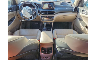 Hyundai Tucson 2.4L 4 All Wheel Drive - автомобили, коли, обяви за нови и употребявани 8