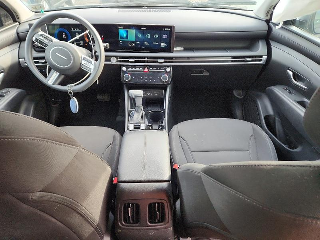 Hyundai Tucson 2.5L 4 ALL WHEEL DRIVE - автомобили, коли, обяви за нови и употребявани 8