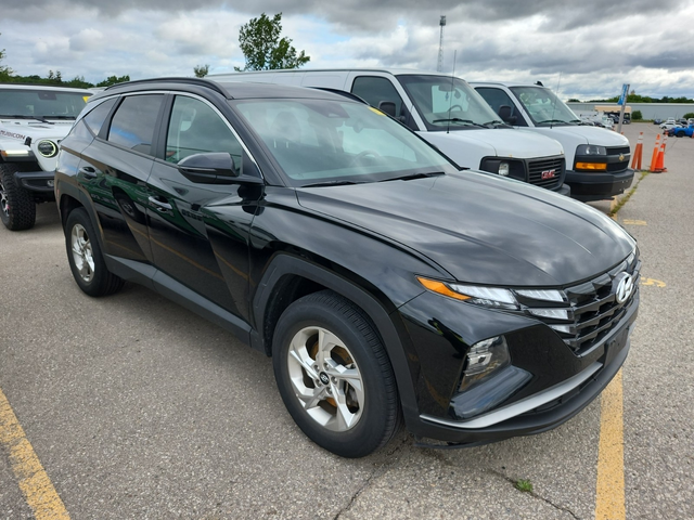 Hyundai Tucson 2.5L 4 Cylinder Gas AWD - автомобили, коли, обяви за нови и употребявани 4