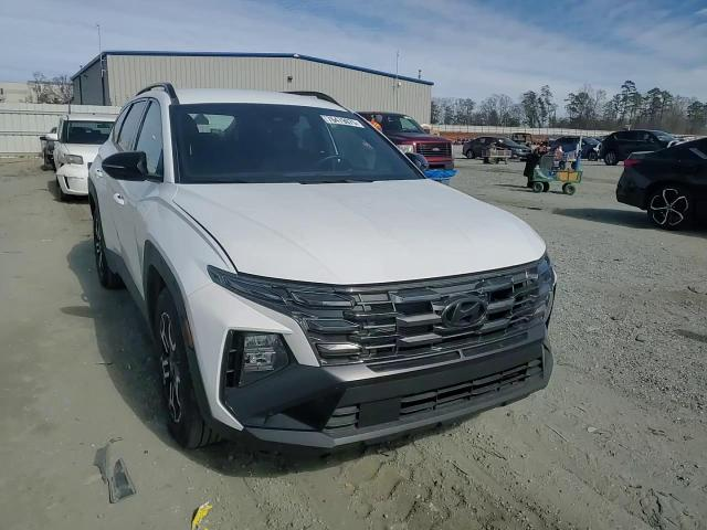 Hyundai Tucson 2.5L 4 Front-wheel Drive - автомобили, коли, обяви за нови и употребявани 0