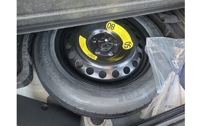 Hyundai Tucson 2.5L 4cyl AWD - автомобили, коли, обяви за нови и употребявани 13