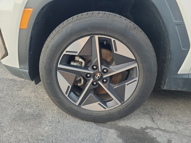 Hyundai Tucson 2.5L 4cyl AWD - автомобили, коли, обяви за нови и употребявани 5