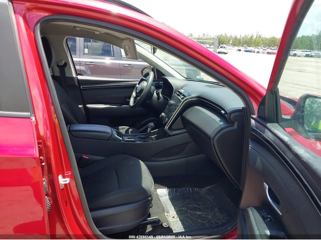 Hyundai Tucson 2.5L I-4 DI, DOHC, VVT, 187HP All Wheel Drive - автомобили, коли, обяви за нови и употребявани 4