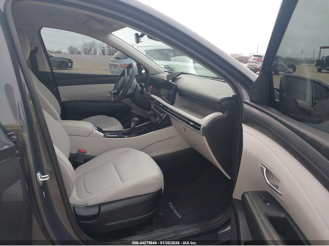 Hyundai Tucson 2.5L I-4 DI, DOHC, VVT, 187HP Front Wheel Drive - автомобили, коли, обяви за нови и употребявани 4