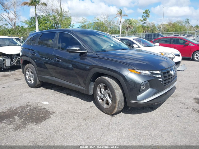 Hyundai Tucson 2.5L I-4 DI, DOHC, VVT, 187HP Front Wheel Drive - автомобили, коли, обяви за нови и употребявани 0