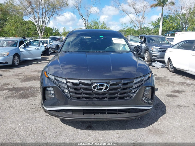 Hyundai Tucson 2.5L I-4 DI, DOHC, VVT, 187HP Front Wheel Drive - автомобили, коли, обяви за нови и употребявани 11