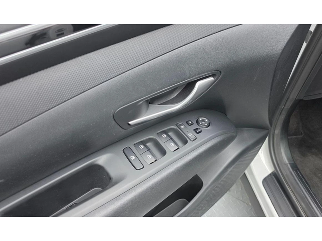 Hyundai Tucson Gasoline 1.6 Turbo 2WD Modern - автомобили, коли, обяви за нови и употребявани 13