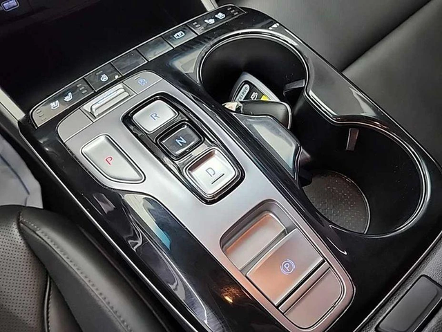 Hyundai Tucson Gasoline 1.6 Turbo 2WD Modern - автомобили, коли, обяви за нови и употребявани 7