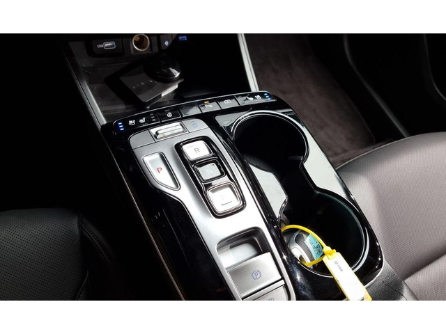 Hyundai Tucson Gasoline 1.6 Turbo 2WD Premium - автомобили, коли, обяви за нови и употребявани 8