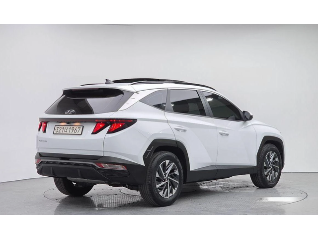 Hyundai Tucson Gasoline 1.6 Turbo 2WD Premium - автомобили, коли, обяви за нови и употребявани 1