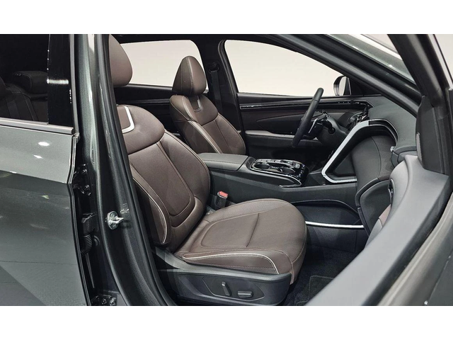 Hyundai Tucson Gasoline 1.6 Turbo 2WD Inspiration - автомобили, коли, обяви за нови и употребявани 9