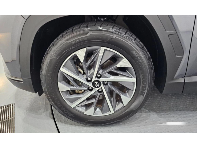 Hyundai Tucson Gasoline 1.6 Turbo 2WD Premium - автомобили, коли, обяви за нови и употребявани 4