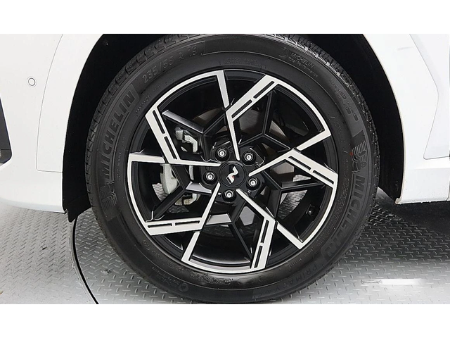 Hyundai Tucson Diesel 2.0 4WD N Line Inspiration - автомобили, коли, обяви за нови и употребявани 4