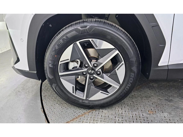 Hyundai Tucson Gasoline 1.6 Turbo 2WD Inspiration - автомобили, коли, обяви за нови и употребявани 4